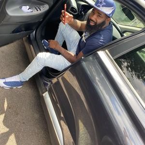 Meet your Posher, Corey